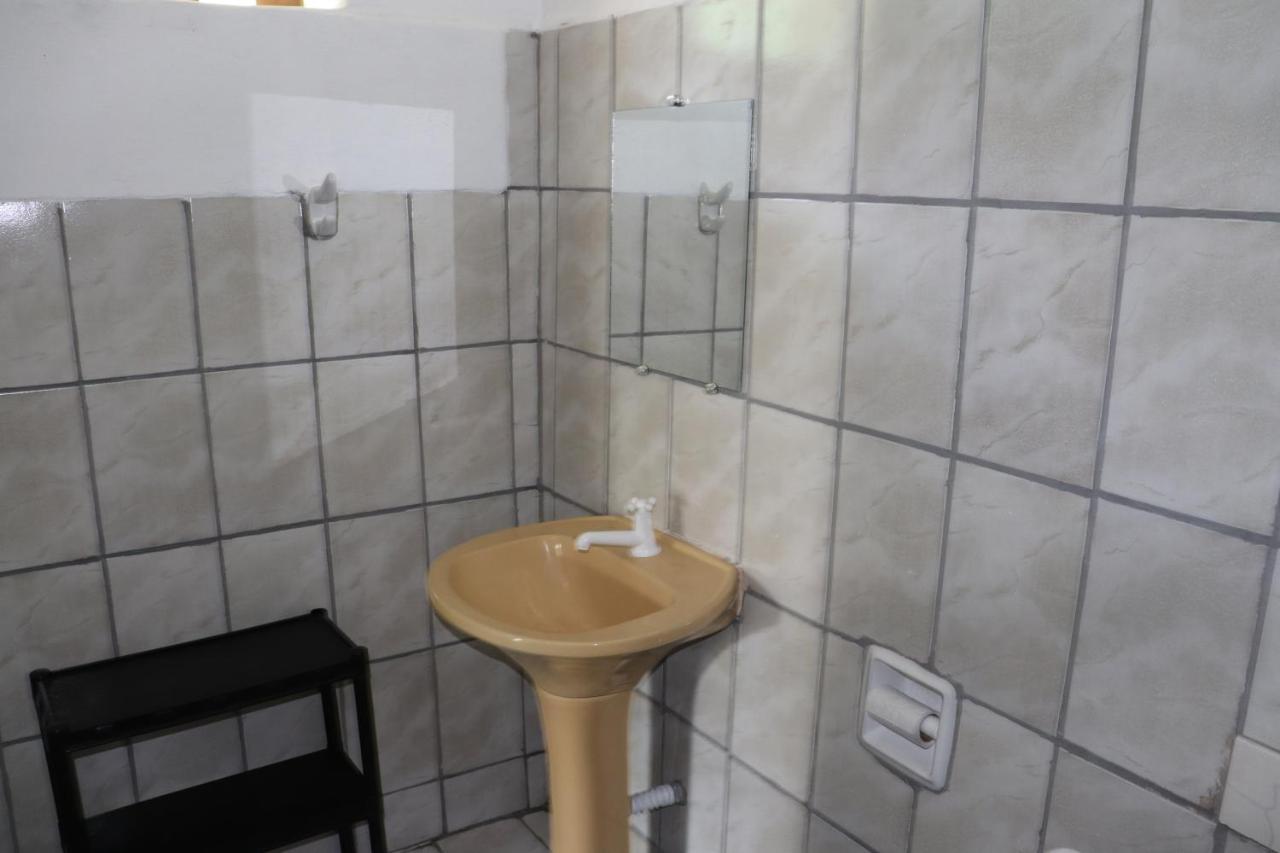 Nosso Chale Na Ilha Hotell Cananéia Exteriör bild