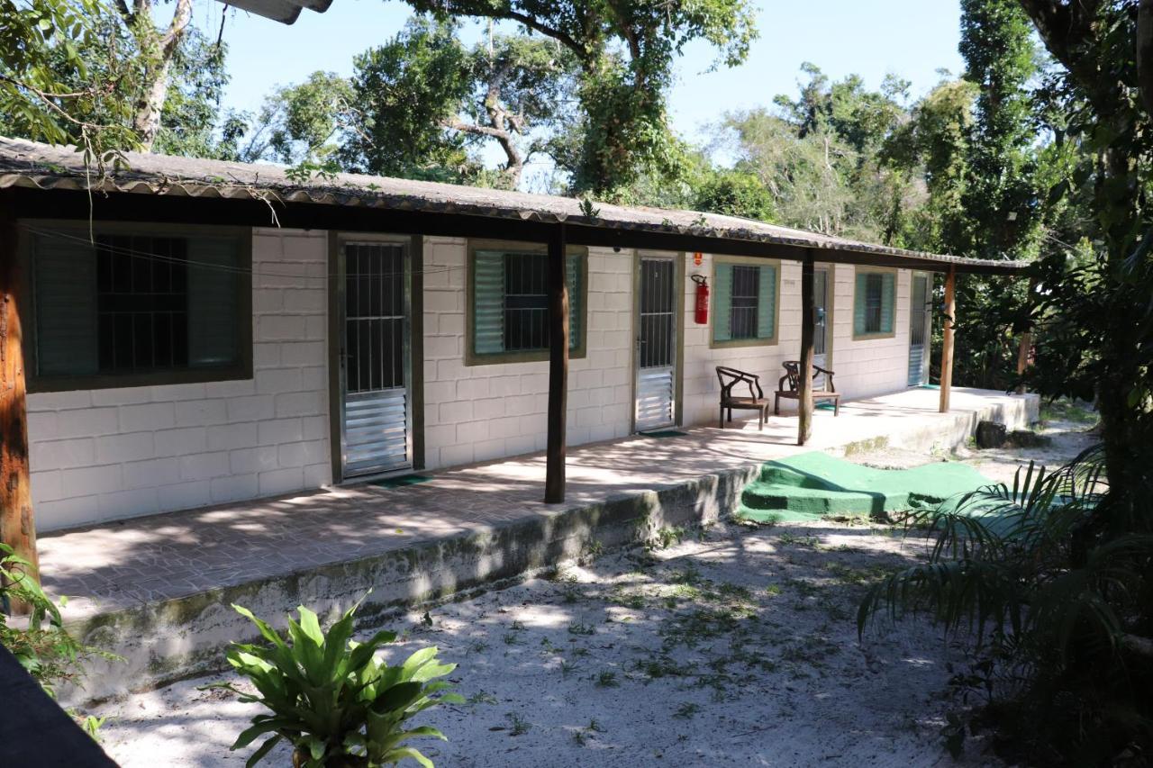 Nosso Chale Na Ilha Hotell Cananéia Exteriör bild